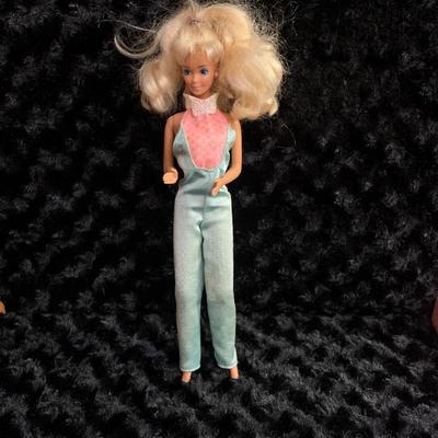 VINTAGE 1966 BARBIE