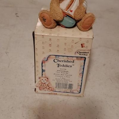Cherished teddies