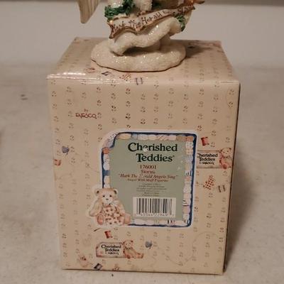 Cherished teddies