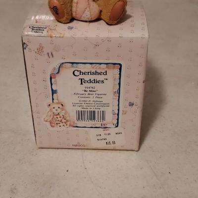 Cherished teddies