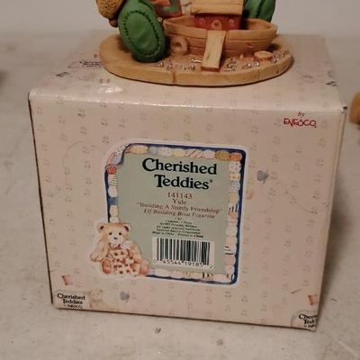 Cherished teddies