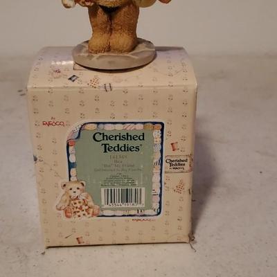 Cherished teddies