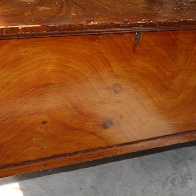 ANTIQUE 19TH CENTURY 1840-50 'S GRAIN PAINTED PINE BLANK CHEST /W BUN STYLE FOOTINGS