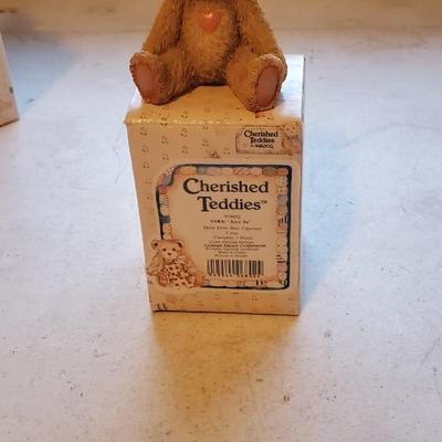 Cherished teddies