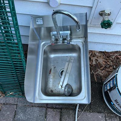 263 Stainless Steel Sani Safe Hand Sink with Deck Mount H/C Gooseneck Faucet with L/R Side splash