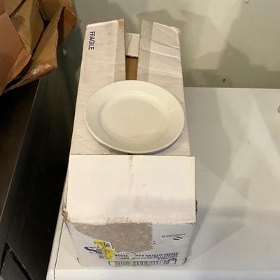279 Lot of New in Box Sysco Bright White 4.25" round Bread & Butter Dessert Plates