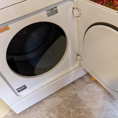 Kenmore 700 Electric Dryer, Clean and Well Maintained