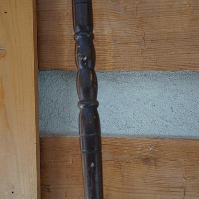 PRIMITIVE LOT TO INCLUDE BRASS BED WARMER/HANGING BOX/ ROUND HANDLED BREAD BOARD & WOOD BOWL W/ ORIGINAL GREEN PAINT