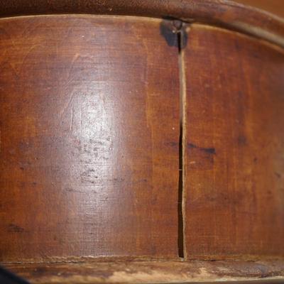 EARLY ROUND PANTRY BOX HAND CRAFTED OF BENT WOOD ROUND WITH LID