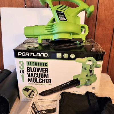 Lot #178  Never used - new in box Portland Electric 3 in 1 Blower, vacuum, Mulcher
