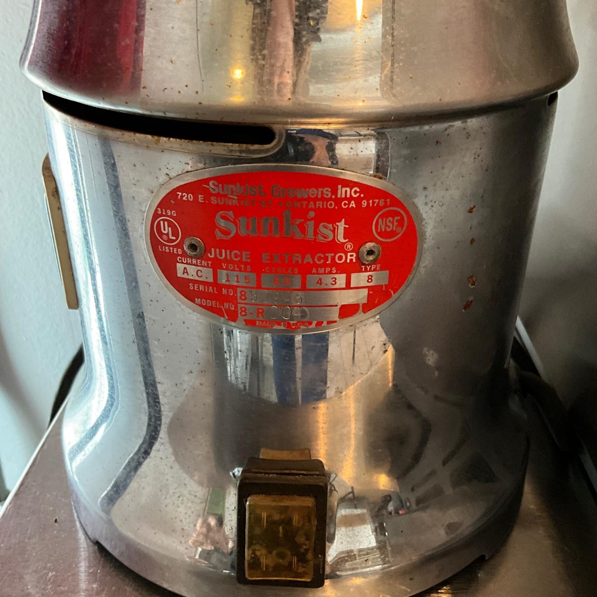 285 Sunkist Commercial Juice Extractor