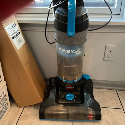 322 Bissell Power Force Canister Vacuum Cleaner