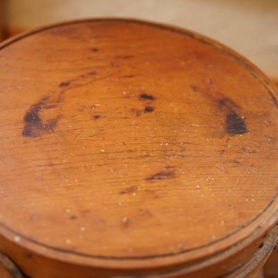 EARLY 20TH CENTURY SUGAR FIRKIN STRAPPINGS