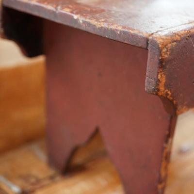 GROUPING OF PRIMITIVES TO INCLUDE TWO PANTRY BOXES, RED PAINTED STOOL AND A WALL HUNG WOODEN SALT BOX ROUND LIDDED