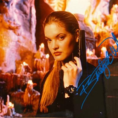 Mortal Kombat Bridgette Wilson signed movie photo