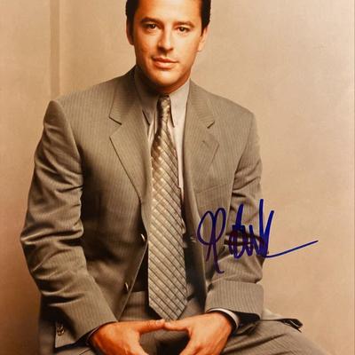 Gil Bellows signed photo
