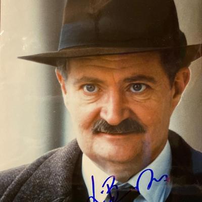 Jim Broadbent signed photo