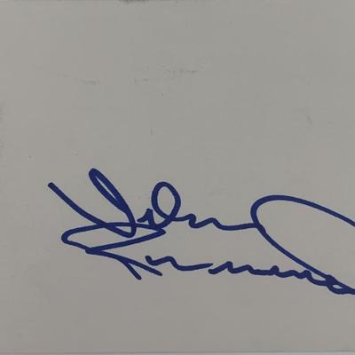 Musician Usher signature cut