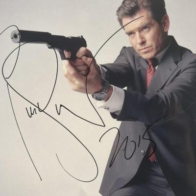 James Bond Pierce Brosnan signed photo