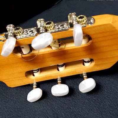 Guitarras Paracho Classic Acoustic Guitar