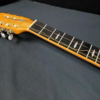 Guitarras Paracho Classic Acoustic Guitar