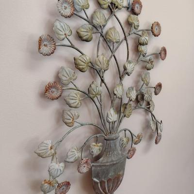 Metal Art Urn with Flowers Wall Decor