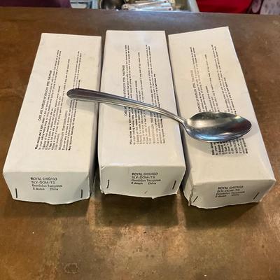 384 New in Box Chicago Dominion Teaspoons 72pcs.