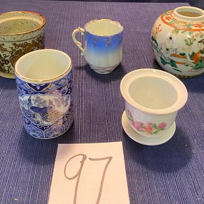 Vintage Oriental Pieces