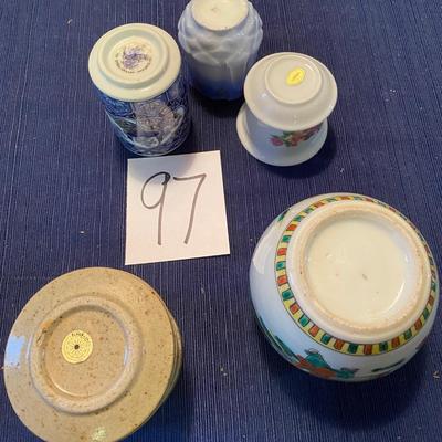 Vintage Oriental Pieces