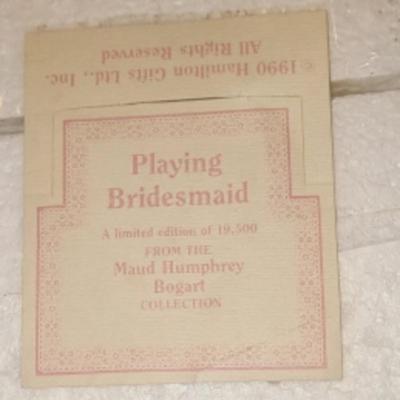BOGART FIGURINE PLAYING BRIDESMAID
