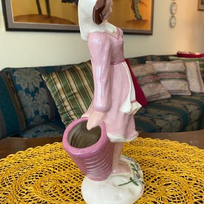 Hedi Schoop Porcelain Figurine Lady in Pink