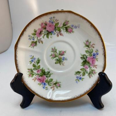 Roslyn China England Moss Rose Pink Floral Teacup and Saucer Gold Gilt Edges