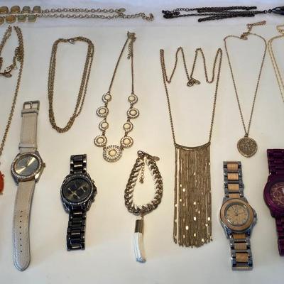 The Charming Charlie Jewelry Lot