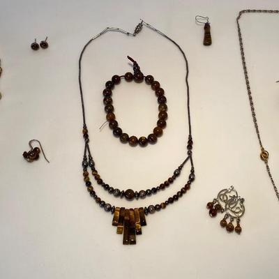 The Tigerâ€™s Eye Jewelry Lot