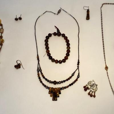 The Tigerâ€™s Eye Jewelry Lot