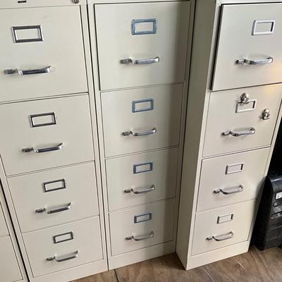 545 Four Drawer Metal Filing Cabinet