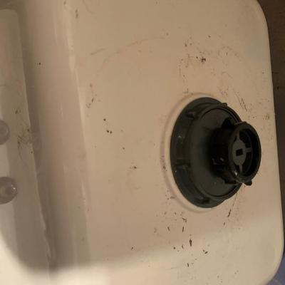 sink w faucet and drain