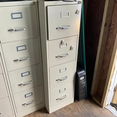 546 Four Drawer Metal Filing Cabinet