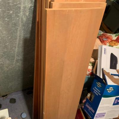 9 wooden boards