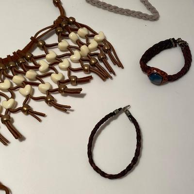 Assorted Jewelry/Accessories Lot #2