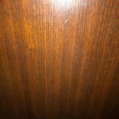 chest of drawers wooden