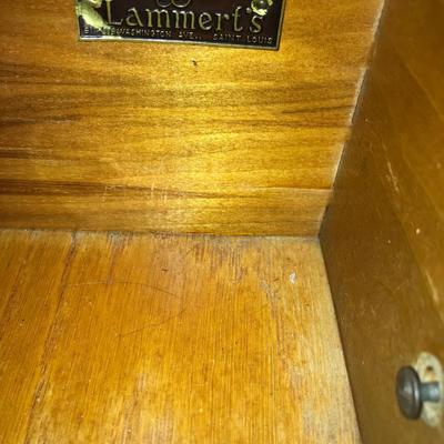 chest of drawers wooden