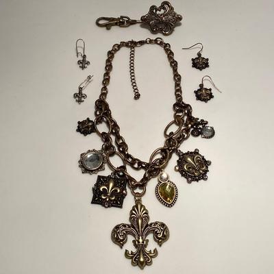 The Fleur De Lis Jewelry/Accessories Lot