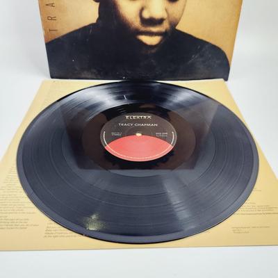 TRACY CHAPMAN LP - TRACY CHAPMAN