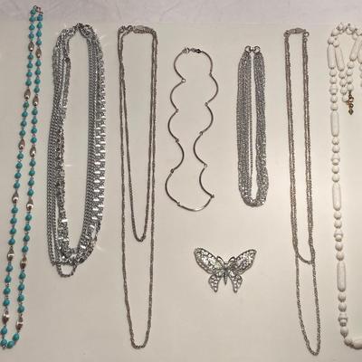 The Sarah Coventry Silver Tone Jewelry/Accessories Lot