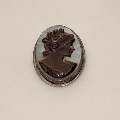 Antique Silver and Mother of Pearl Cameo Pun/Brooch