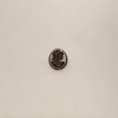Antique Silver and Mother of Pearl Cameo Pun/Brooch