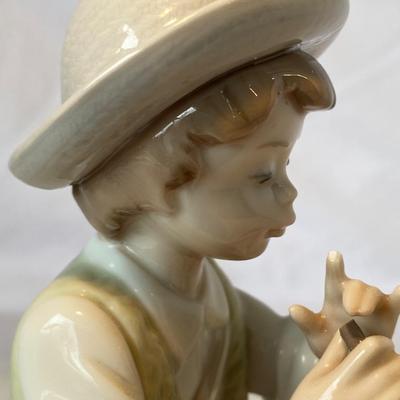 1987 Lladro Pastorcillo Flautisto