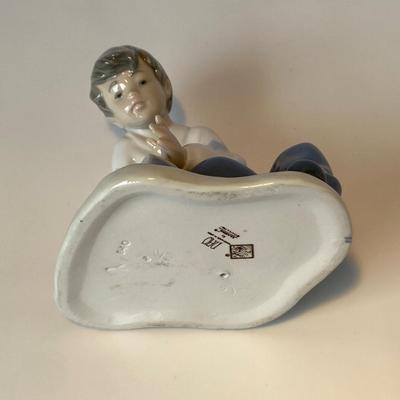 1987 Lladro Figurine