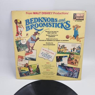 1971 DISNEY BEDKNOBS & BROOM STICKS SOUNTRACK LP ALBUM